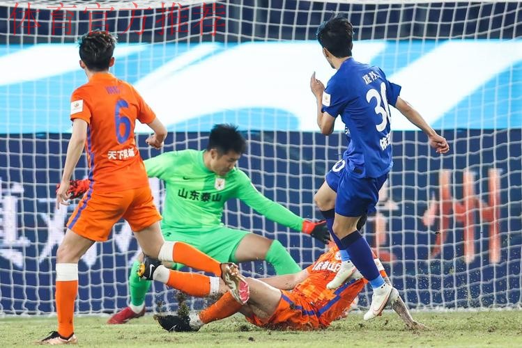 2023中国足协超级杯上演巅峰对决 新援助力武汉三镇创造历史